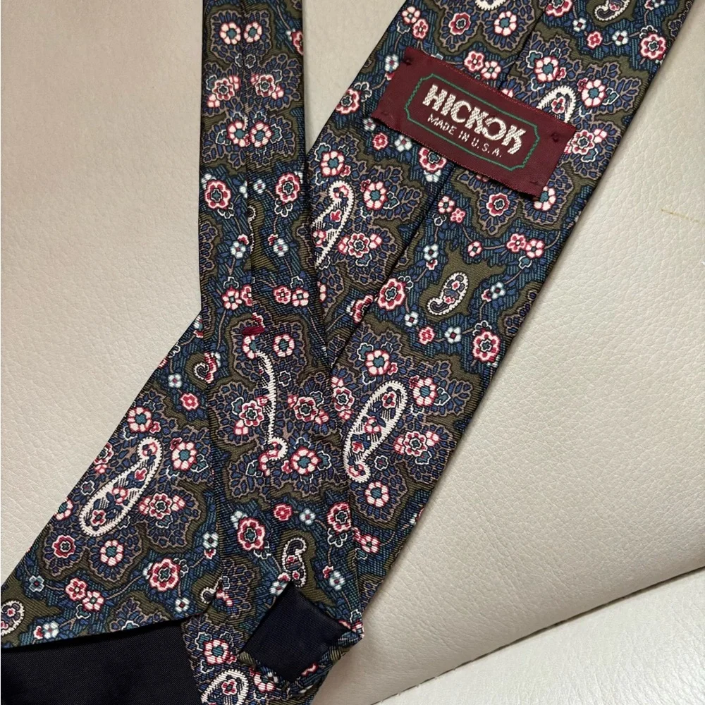 Hickok men paisley